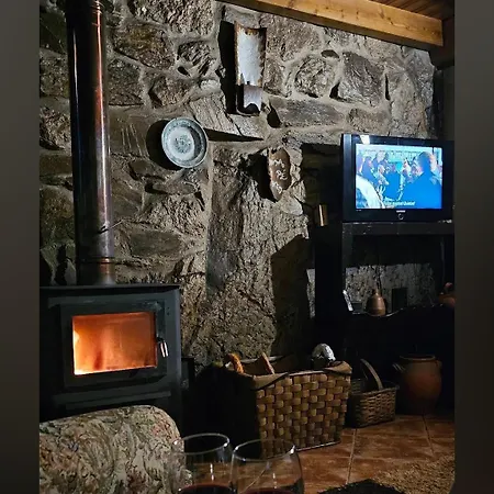 Quinta Do Pé Longo - Serra Da Estrela Cortes do Meio