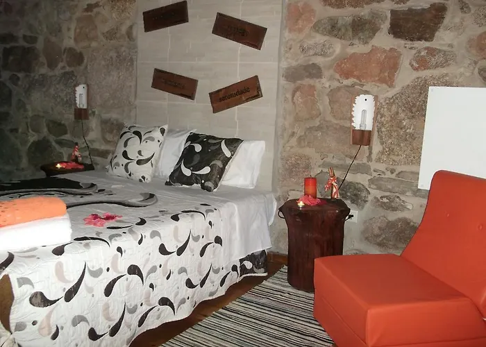 Quinta Do Pé Longo - Serra Da Estrela * Cortes do Meio